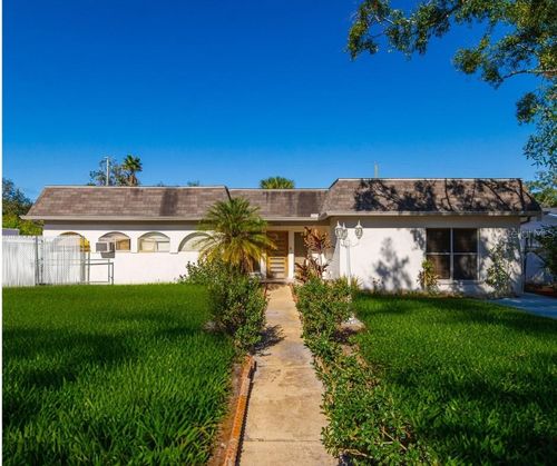 104 Druid Hills Rd, TEMPLE TERRACE, FL, 33617-4123 | Card Image