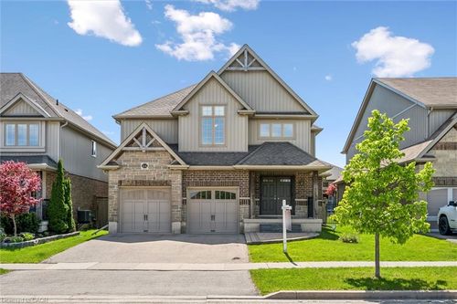 114 Isaac Shantz Dr, Baden, ON, N3A4S4 | Card Image
