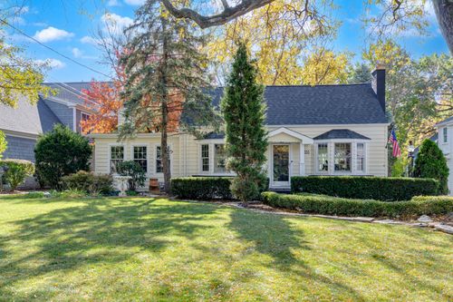 11333 Hiawatha Ln, Indian Head Park, IL, 60525-4333 | Card Image