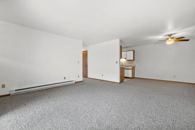 B - 4008 81st Street, Condo with 2 bedrooms, 2 bathrooms and null parking in Kenosha WI | Image 4