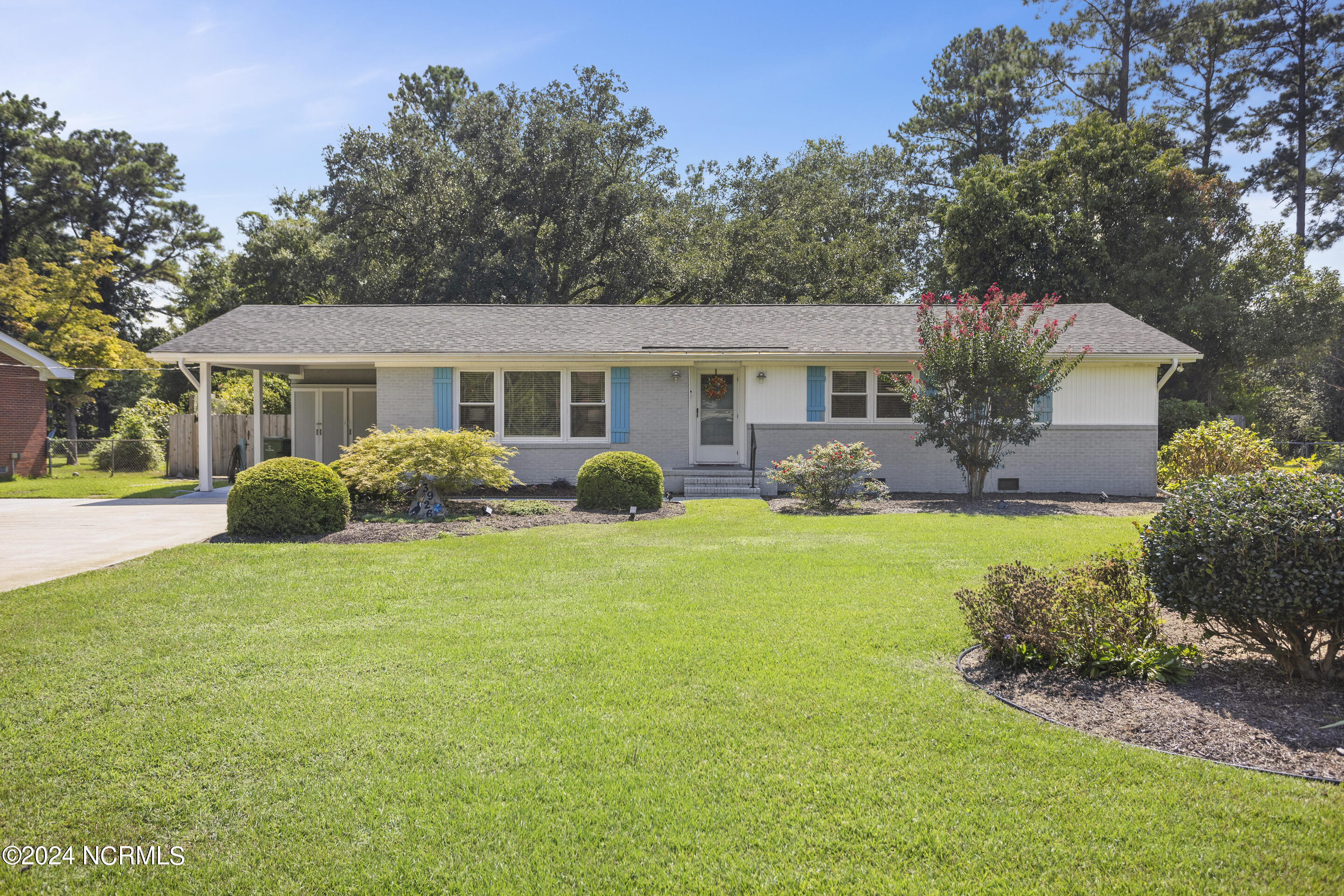 Edgewood Rd, Wilmington, NC 28403