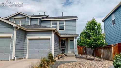 762 Mockingbird Ln, Brighton, CO, 80601-3800 | Card Image