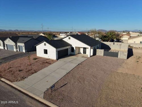 15988 S Yava Rd, Arizona City, AZ, 85123-6131 | Card Image