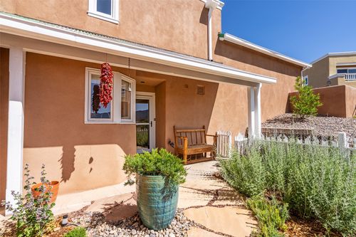 g4-501 Rio Grande Ave, Santa Fe, NM, 87501-1396 | Card Image