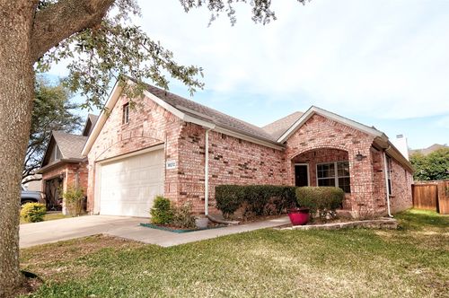 10232 Benwick Dr, Mckinney, TX, 75072-8813 | Card Image