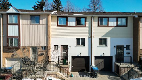 87 Moregate Cres, Brampton, ON, L6S3K9 | Card Image