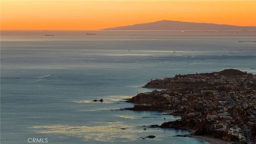 1077 Tia Juana St, Laguna Beach, CA, 92651-3833 | Card Image