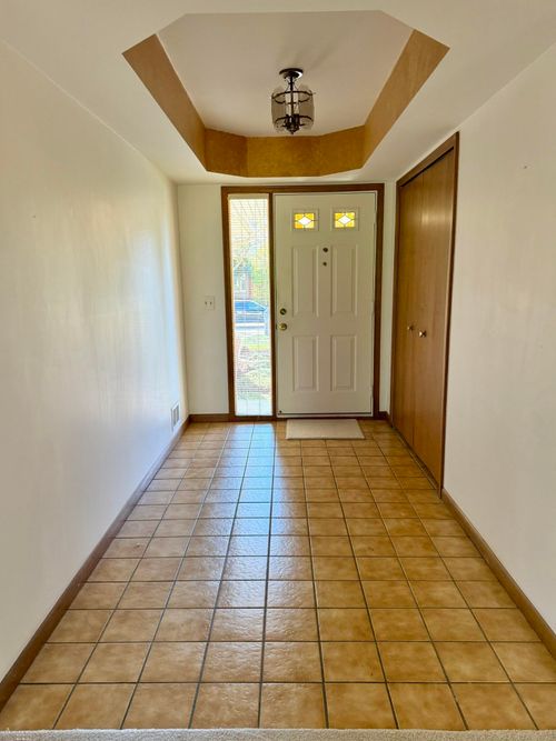 177 Eckford Dr, Troy, MI, 48085-4744 | Card Image