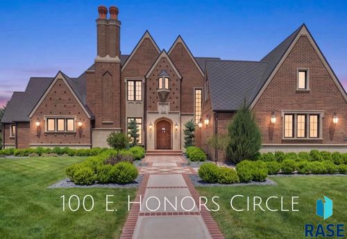 100 E Honors Cir Circle, Sioux Falls, SD, 57108 | Card Image