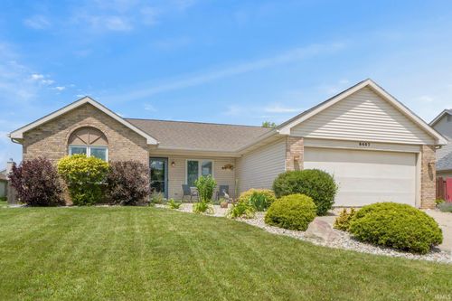 8407 Medallion Run, Fort Wayne, IN, 46825-6462 | Card Image