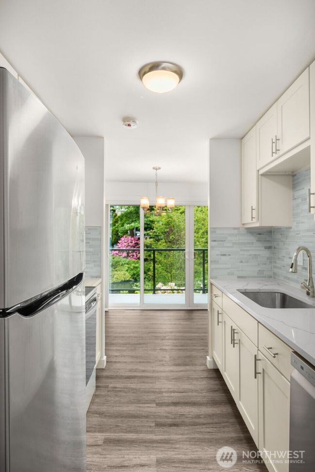 UNIT-204 - 19414 Aurora Ave N, Condo with 2 bedrooms, 1 bathrooms and 1 parking in Shoreline WA | Image 7