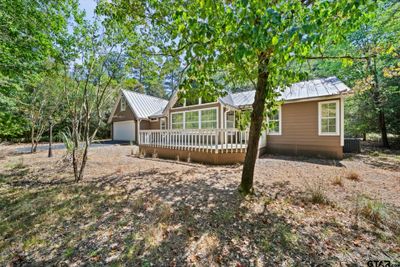 153 Candlelight Cove, House other with 3 bedrooms, 2 bathrooms and null parking in Holly Lake Ranch TX | Image 2