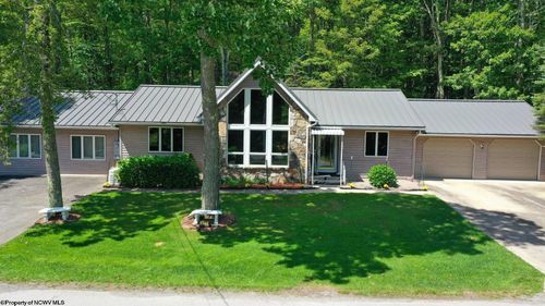 671 E Alpine Dr, Terra Alta, WV, 26764-3023 | Card Image