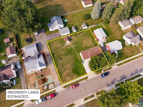 2113 Selmser Ave, Cloquet, MN, 55720 | Card Image