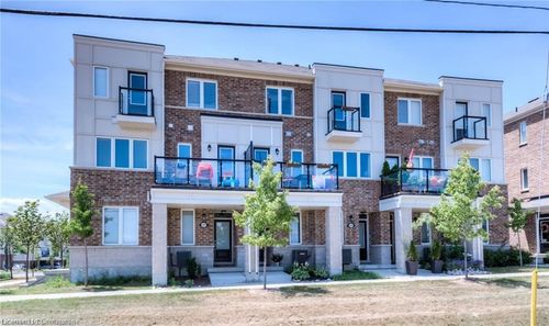 595 Goldenrod Lane, Kitchener, ON, N2R0L7 | Card Image