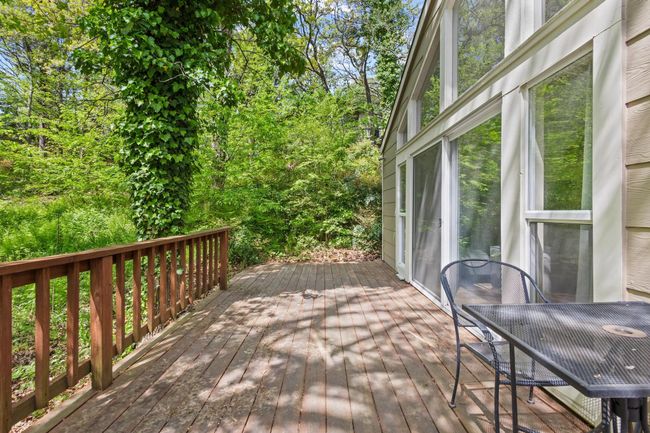 Deck on the Guest House | Image 29