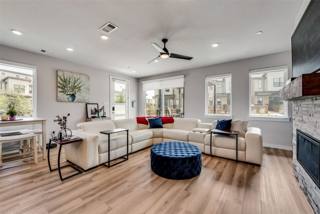 720 Bandera Ct, Townhouse with 3 bedrooms, 3 bathrooms and null parking in Prosper TX | Image 6
