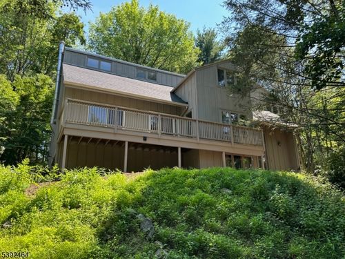 54 Water St, LEBANON, NJ, 08833-4527 | Card Image