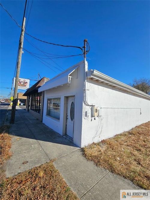 127 Fort Dix St, Wrightstown, NJ, 08562-2325 | Card Image