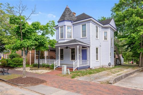 311 Main St, Smithfield, VA, 23430-1326 | Card Image