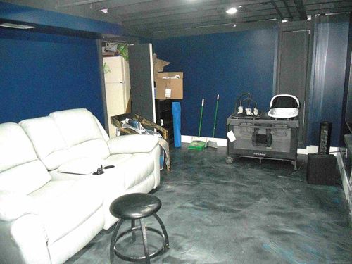 8225 Dartmouth Dr, Warren, MI, 48093-2814 | Card Image