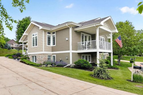 7242 Lily Ln, Middleton, WI, 53562-1075 | Card Image
