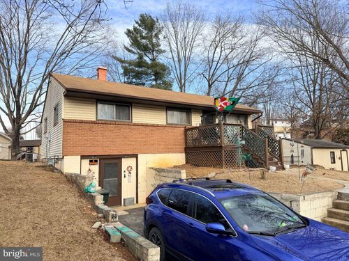 312 Devon Rd, STAUNTON, VA, 24401-2658 | Card Image