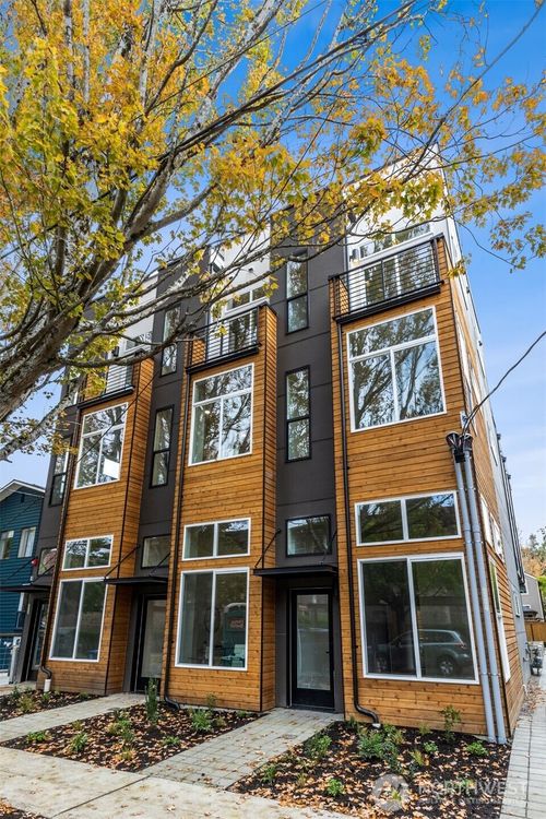 b-1108 33rd Ave, Seattle, WA, 98122-5130 | Card Image