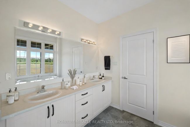 5 Skyvue Cres, House other with 5 bedrooms, 4 bathrooms and 7 parking in Carrying Place ON | Image 23