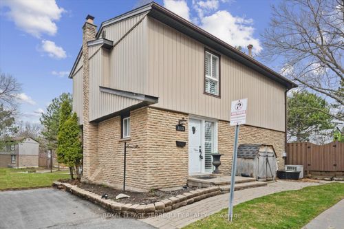 1825 Hyde Mill Cres, Mississauga, ON, L5N0A7 | Card Image