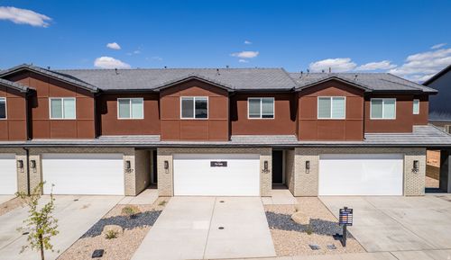 121-3983 E Razor Dr, Washington, UT, 84780-8840 | Card Image