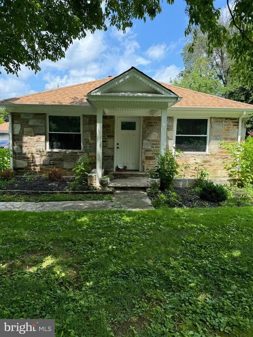 8606 Verree Rd, PHILADELPHIA, PA, 19115-4118 | Card Image