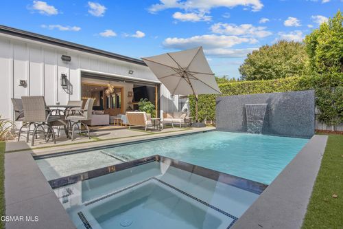 5444 Murietta Ave, Sherman Oaks, CA, 91401-5750 | Card Image