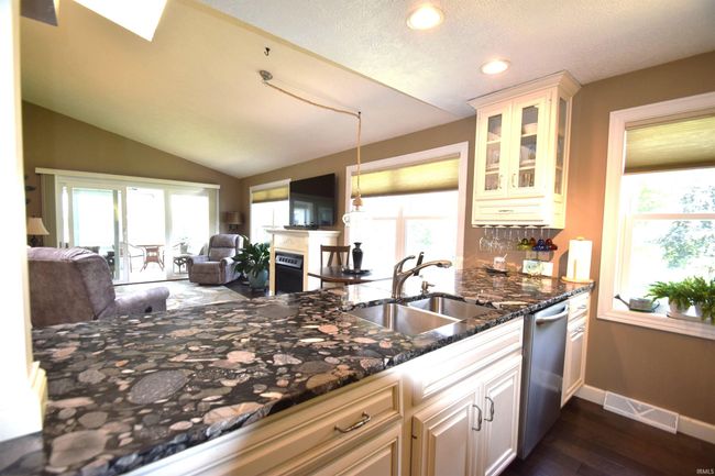 APT-603 - 10035 N Turkey Creek Rd, Condo with 2 bedrooms, 2 bathrooms and null parking in Syracuse IN | Image 10
