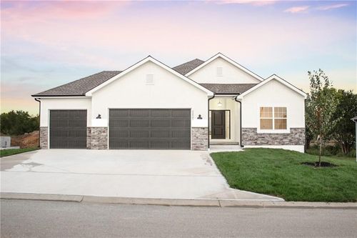 22902 S Ridgeview Dr, Peculiar, MO, 64078-0195 | Card Image