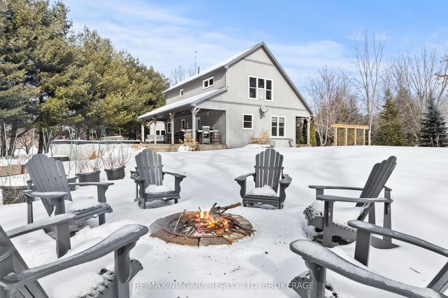 1382 Mcnab Rd, House other with 2 bedrooms, 2 bathrooms and 10 parking in Niagara on the Lake ON | Image 43