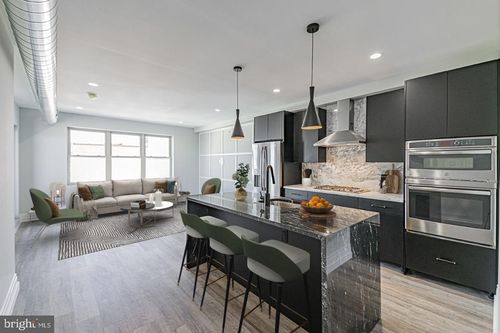 apt-302-526 Brown St, PHILADELPHIA, PA, 19123-2147 | Card Image