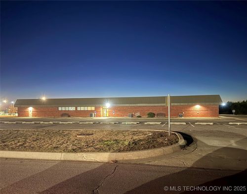 1400 N Kennedy Ave, Shawnee, OK, 74801-4739 | Card Image