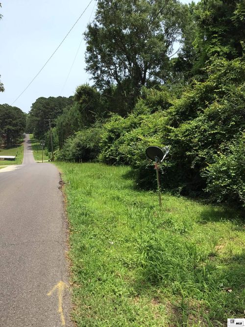 000 James Avenue, Farmerville, LA, 71241 | Card Image