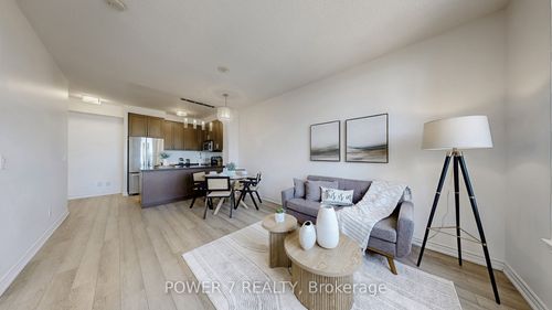 803-9245 Jane St, Vaughan, ON, L6A0J9 | Card Image