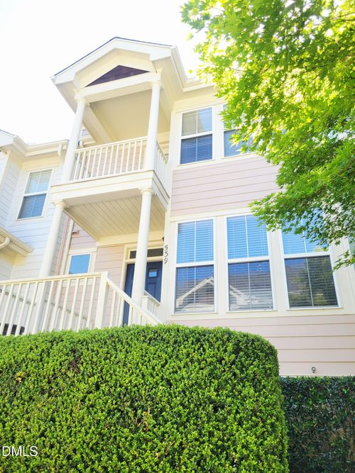 539 Village Loop Dr, Apex, NC, 27502-8073 | Card Image