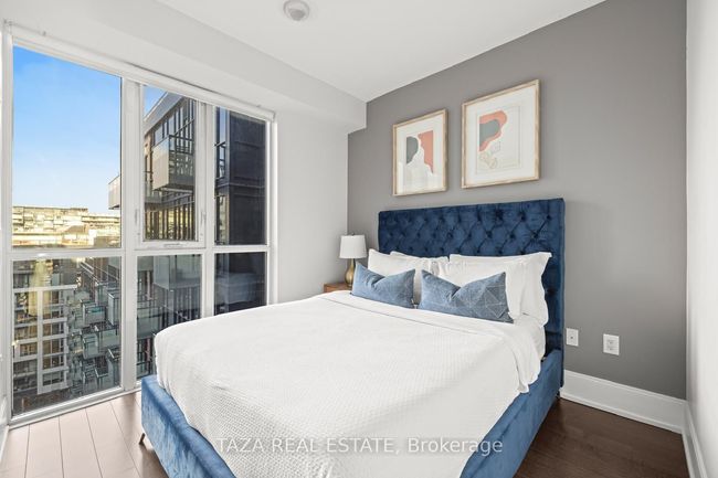 1231 - 560 Front St W, Condo with 3 bedrooms, 2 bathrooms and 1 parking in Toronto ON | Image 14