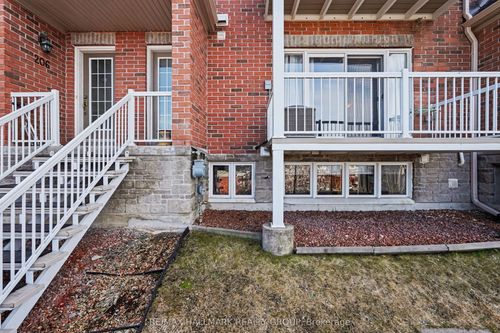 205-3275 St Joseph Blvd, Orleans, ON, K1E3Y3 | Card Image