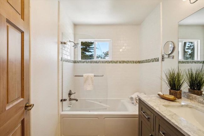 24826 Santa Fe St, House other with 3 bedrooms, 2 bathrooms and 2 parking in Carmel CA | Image 23