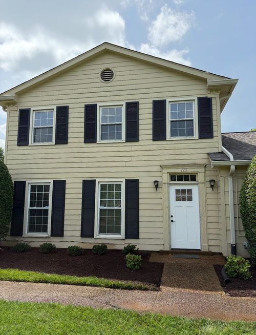 175 Boxwood Dr, Franklin, TN, 37069-6976 | Card Image