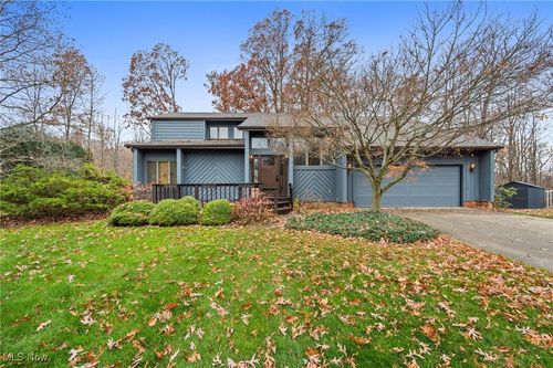 7660 Weathervane Ct, Concord Township, OH, 44060-6837 | Card Image