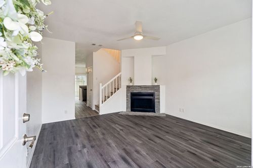 1919 Budding Blvd, San Antonio, TX, 78247-4245 | Card Image