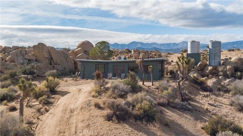 53577 Pipes Canyon Rd, Pioneertown, CA, 92268 | Card Image