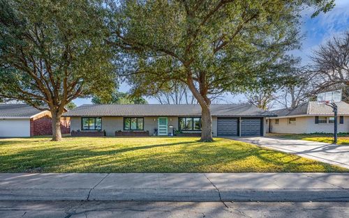 2303 Shell Ave, Midland, TX, 79705-8518 | Card Image