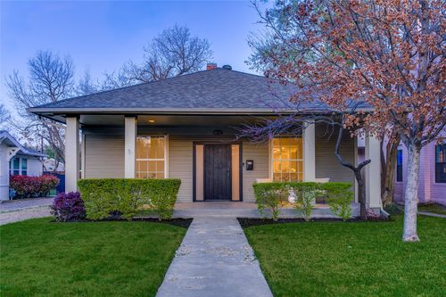 830 N Clinton Ave, Dallas, TX, 75208-3661 | Card Image